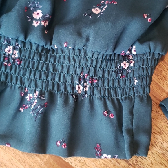 H&M top - Picture 2 of 4